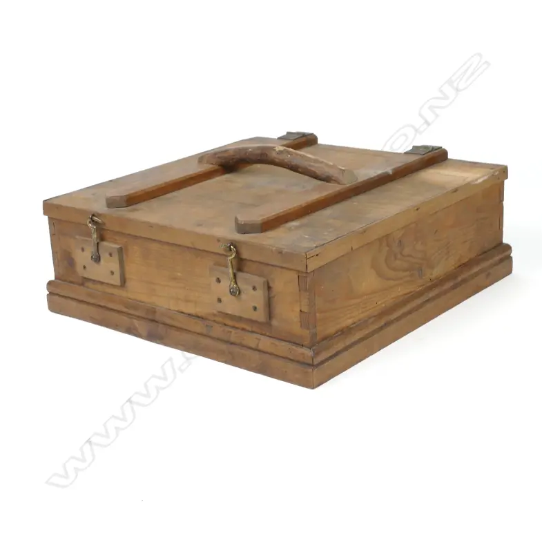 A bespoke silver-plate and paua tray Image 1++