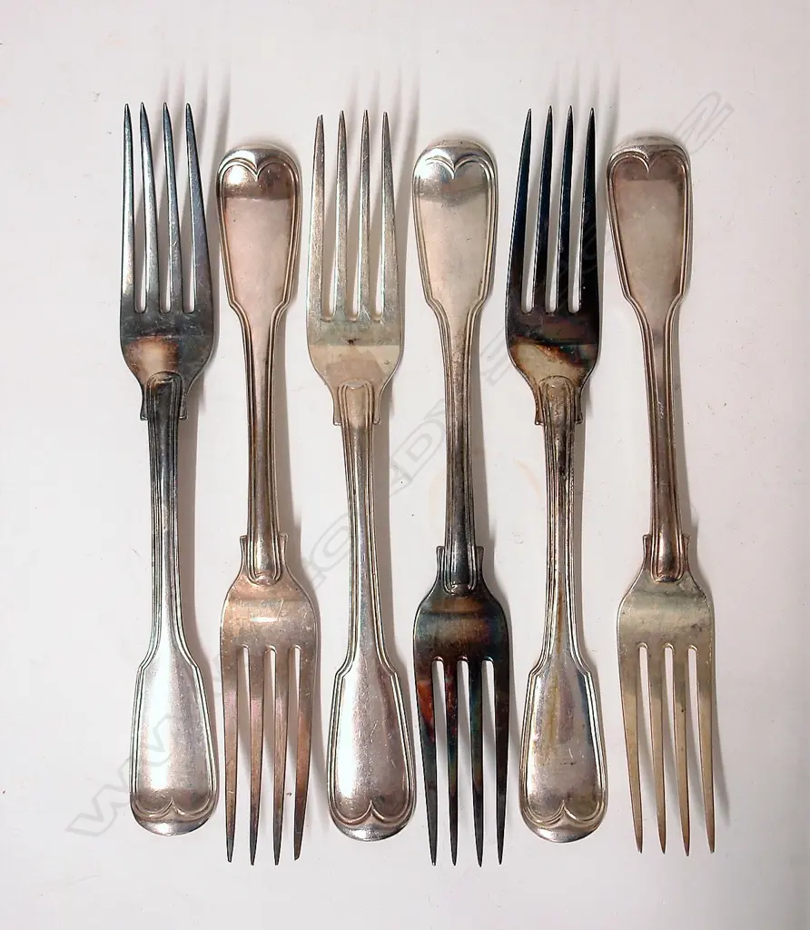 A set of six George IV heavy silver fiddle and thread pattern table forks Image 1++