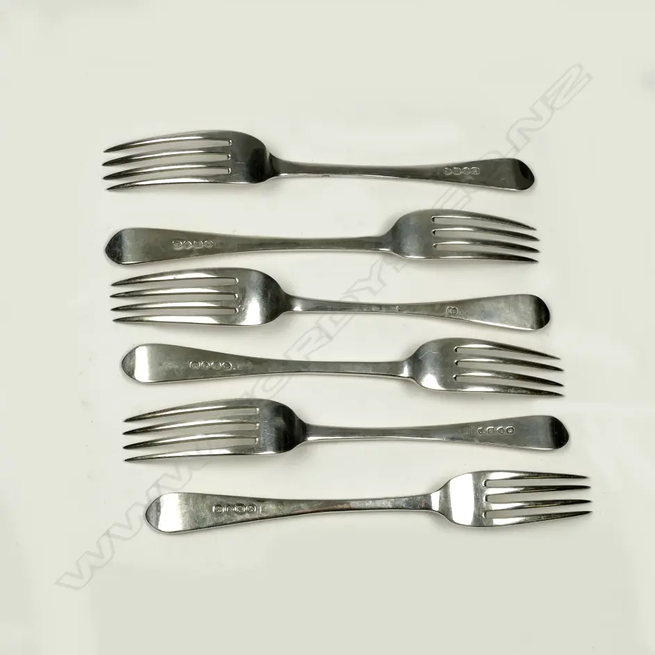Six Victorian silver bright cut table forks Image 1++