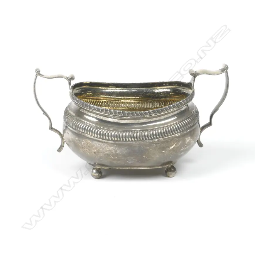 A George III silver sugar bowl Image 1++