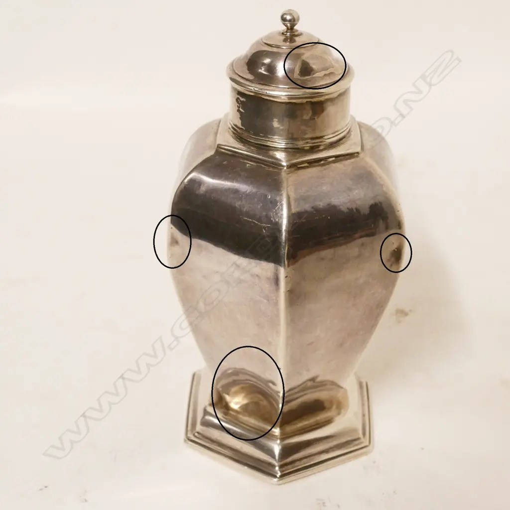 A rare Queen Anne Britannia standard silver tea caddy Image 1++