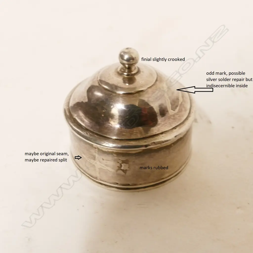 A rare Queen Anne Britannia standard silver tea caddy Image 1++