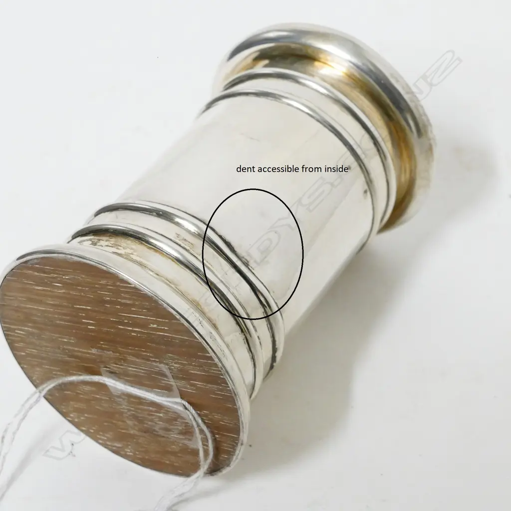 An early 20thC silver pillar box form icing sugar sifter Image 1++