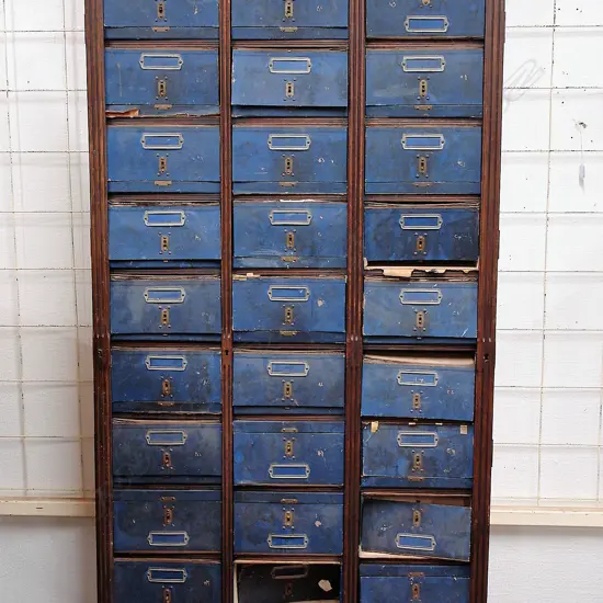 An early 20thC French cartonnier