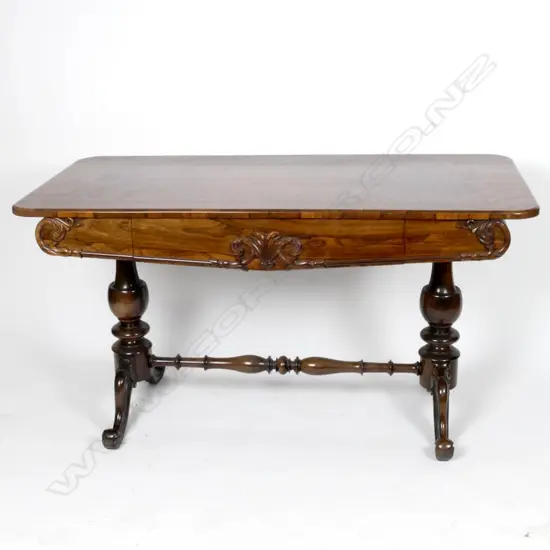 A good quality 19thC rosewood side table