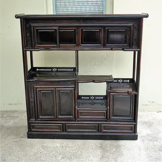 A quality Chinese rosewood display cabinet