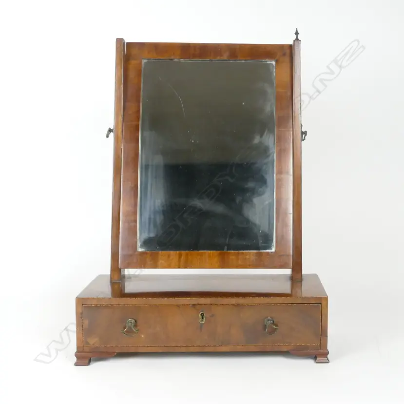 A small late Georgian box-based toilet mirror Image 1++