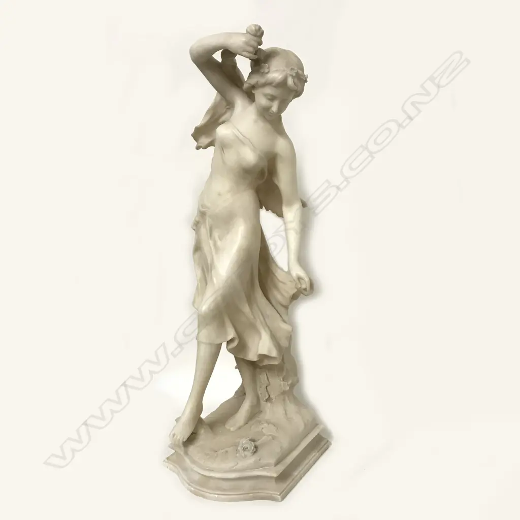 An Italian alabaster statue Image 1++