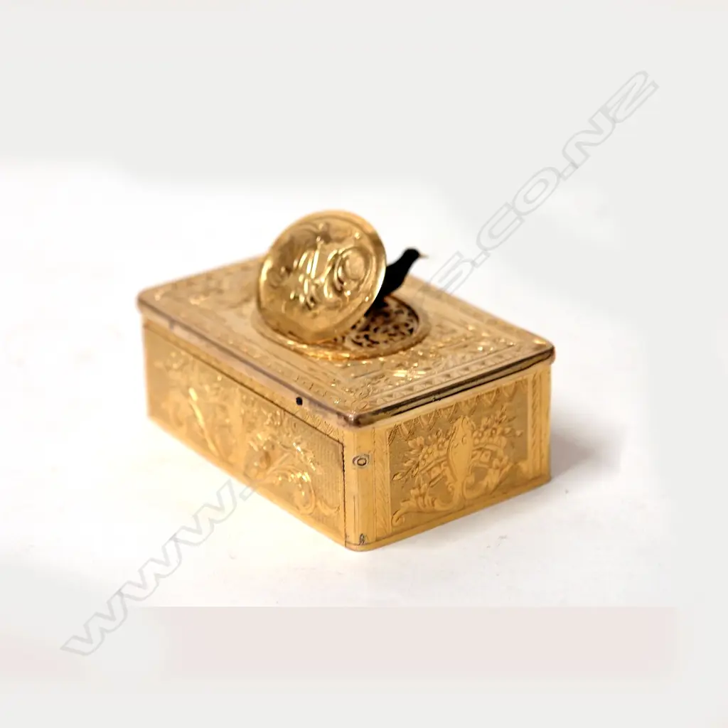 A rare early 20thC French Bontem singing bird gilded box Image 1++