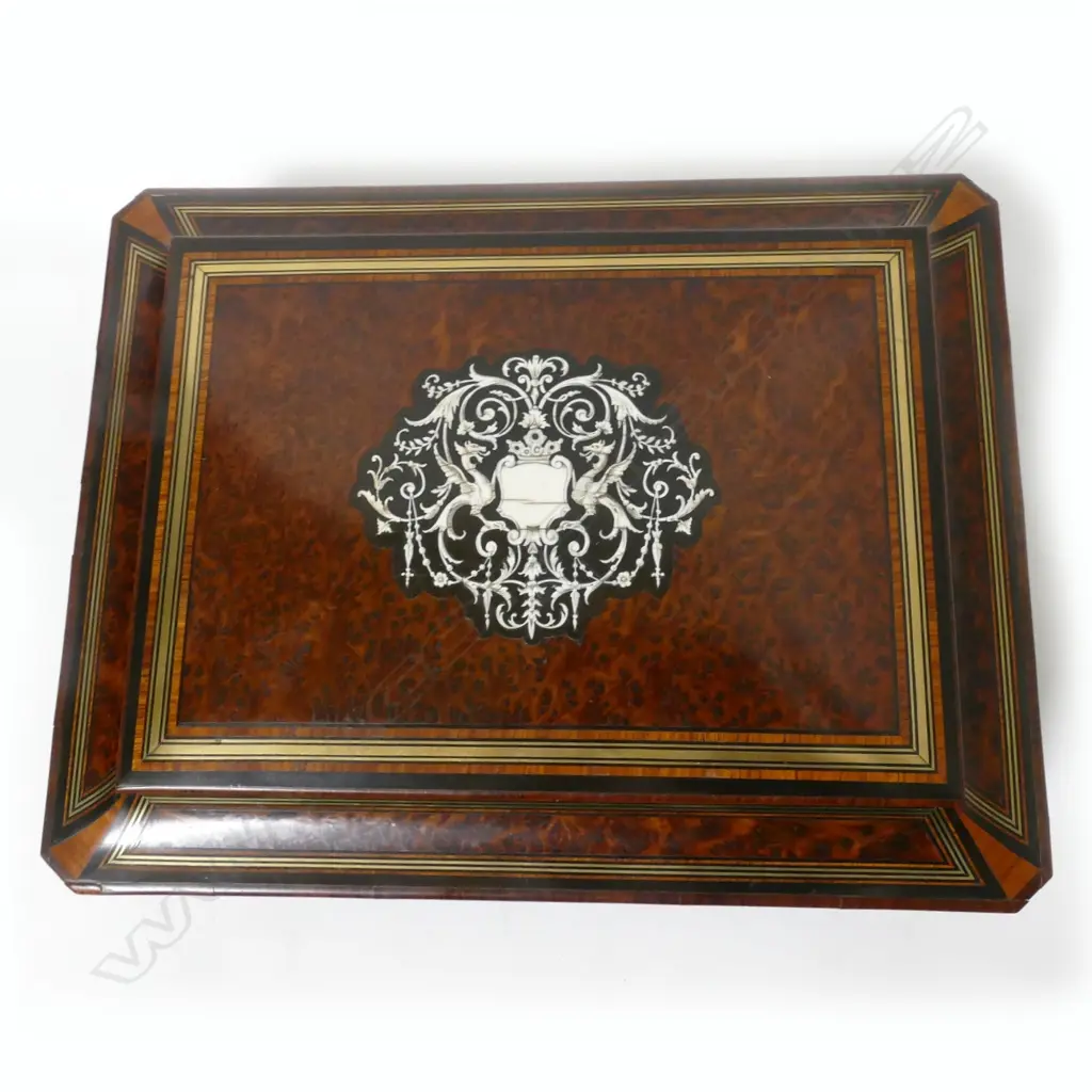 A French amboyna games box labelled for Alphonse Giroux Image 1++