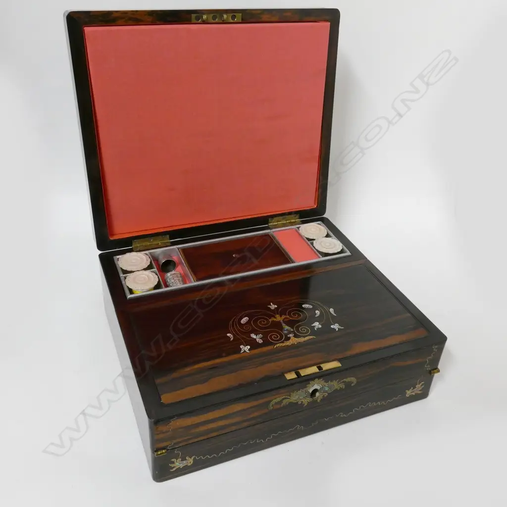 A 19thC macassar ebony work box - writing slope Image 1++