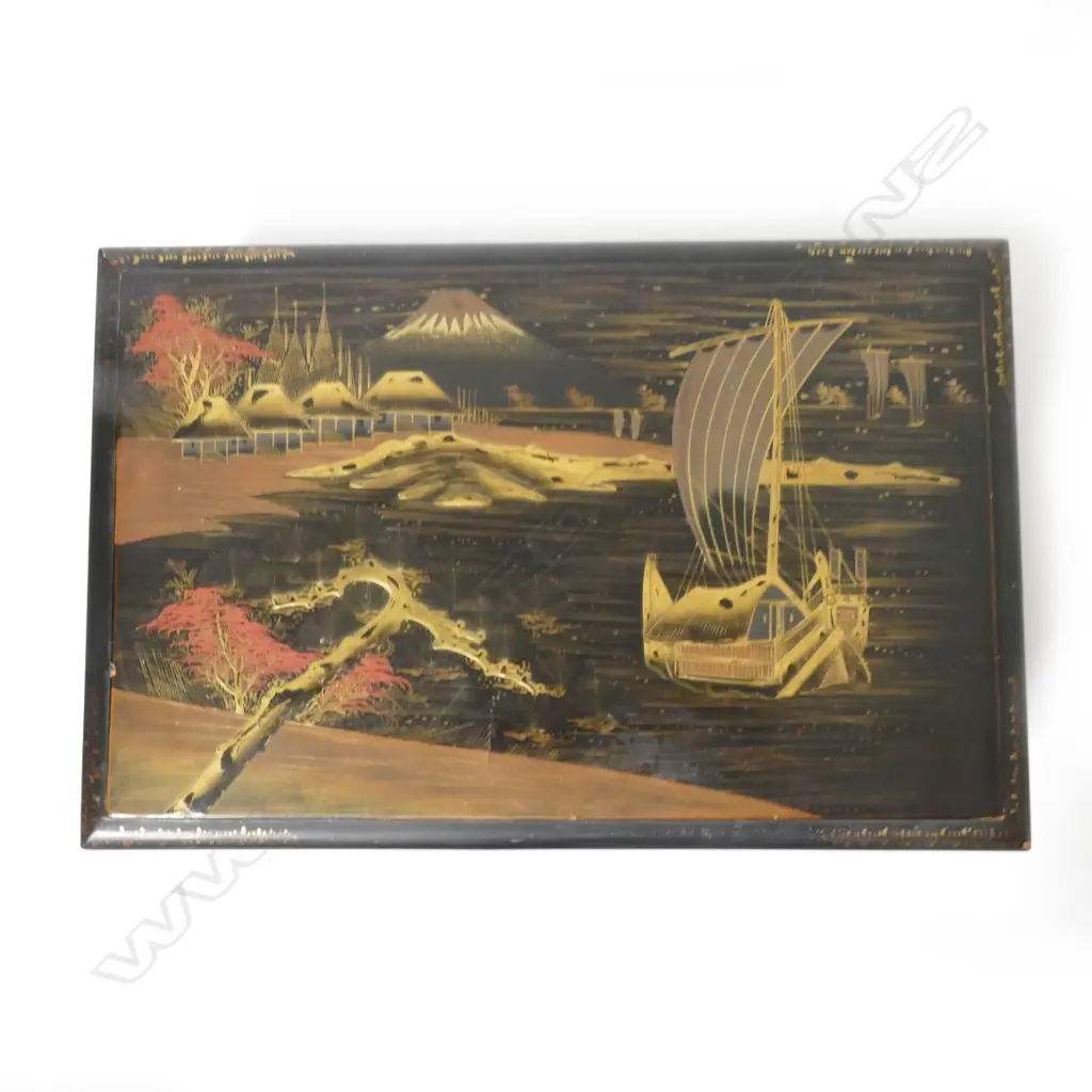 A Chinese lacquered writing slope Image 1++