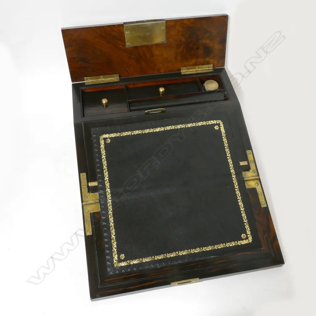 A 19thC walnut writing slope Image 1++