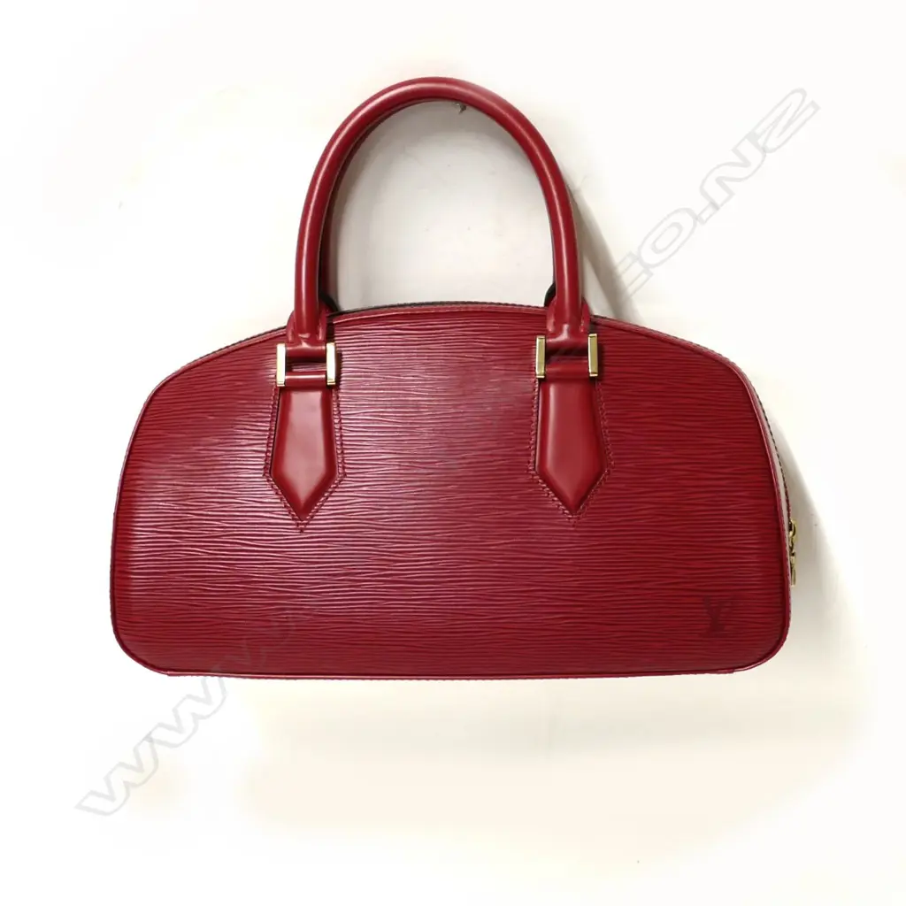 A vintage Louis Vuitton red Epi Leather 'Jasmin' handbag Image 1++