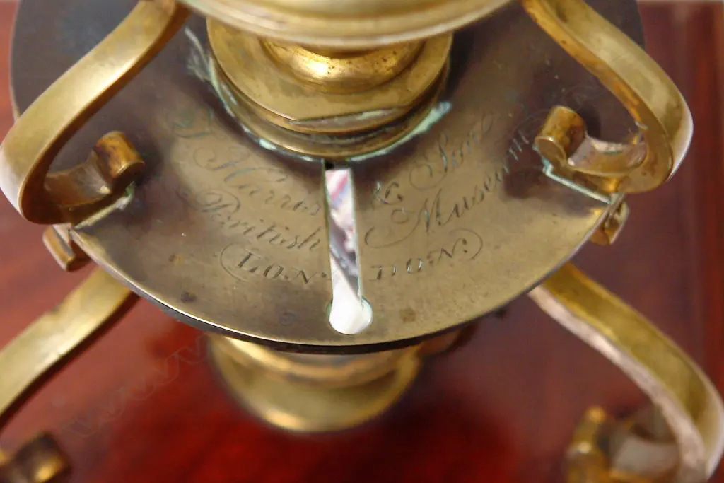 An early 19thC English Thomas Harris Culpeper-type brass microscope Image 1++