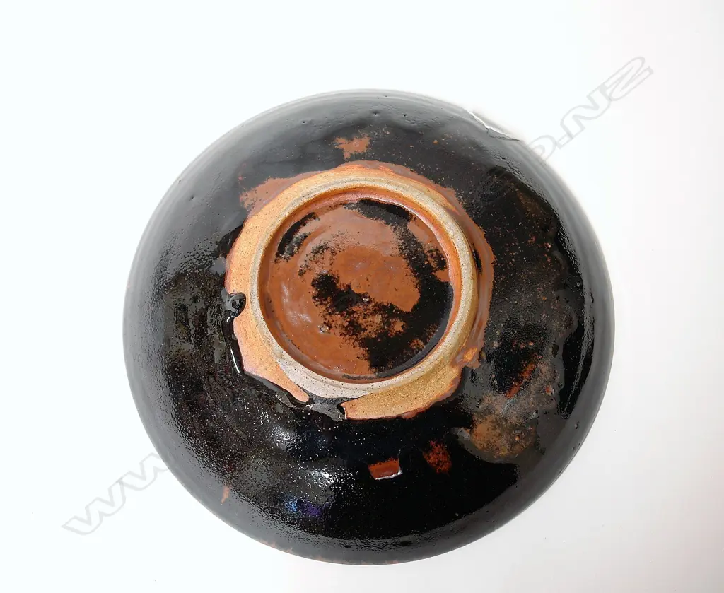 Len Castle blossom decorated bowl Image 1++