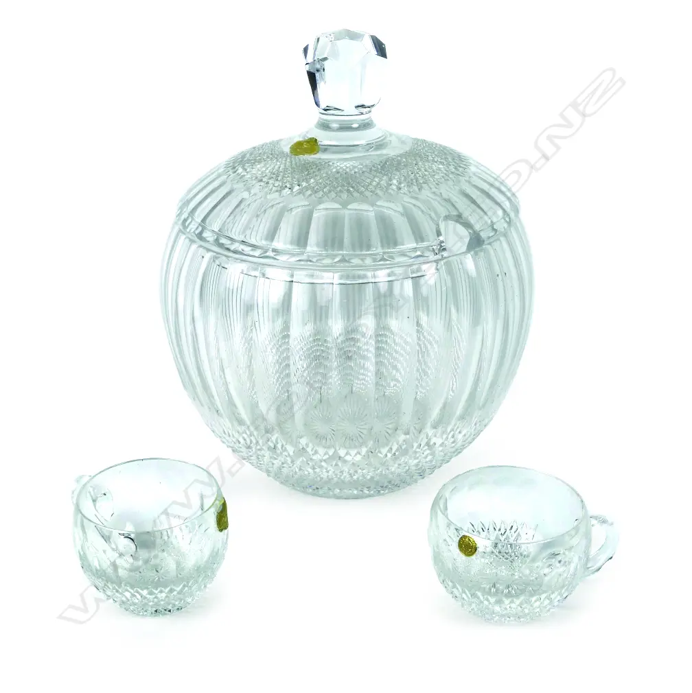A large crystal punch bowl and glasses Image 1++