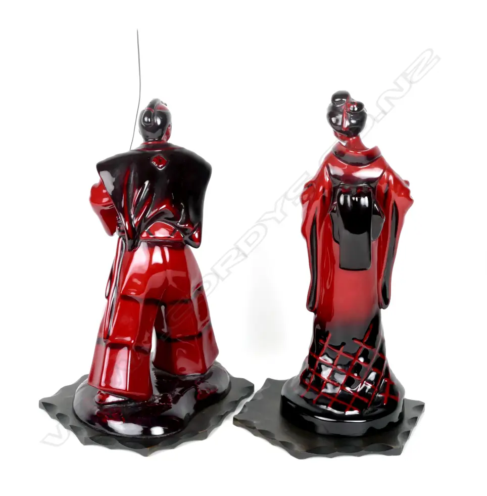 A pair of Royal Doulton flambé figurines Image 1++