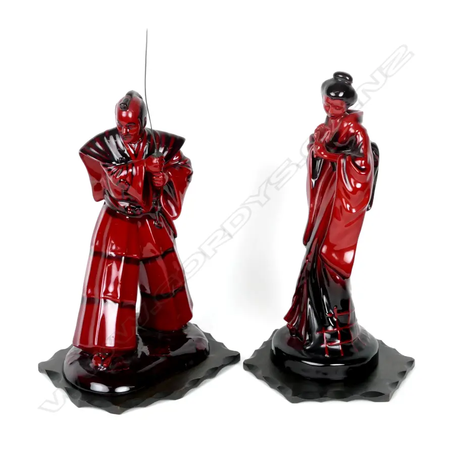 A pair of Royal Doulton flambé figurines Image 1++