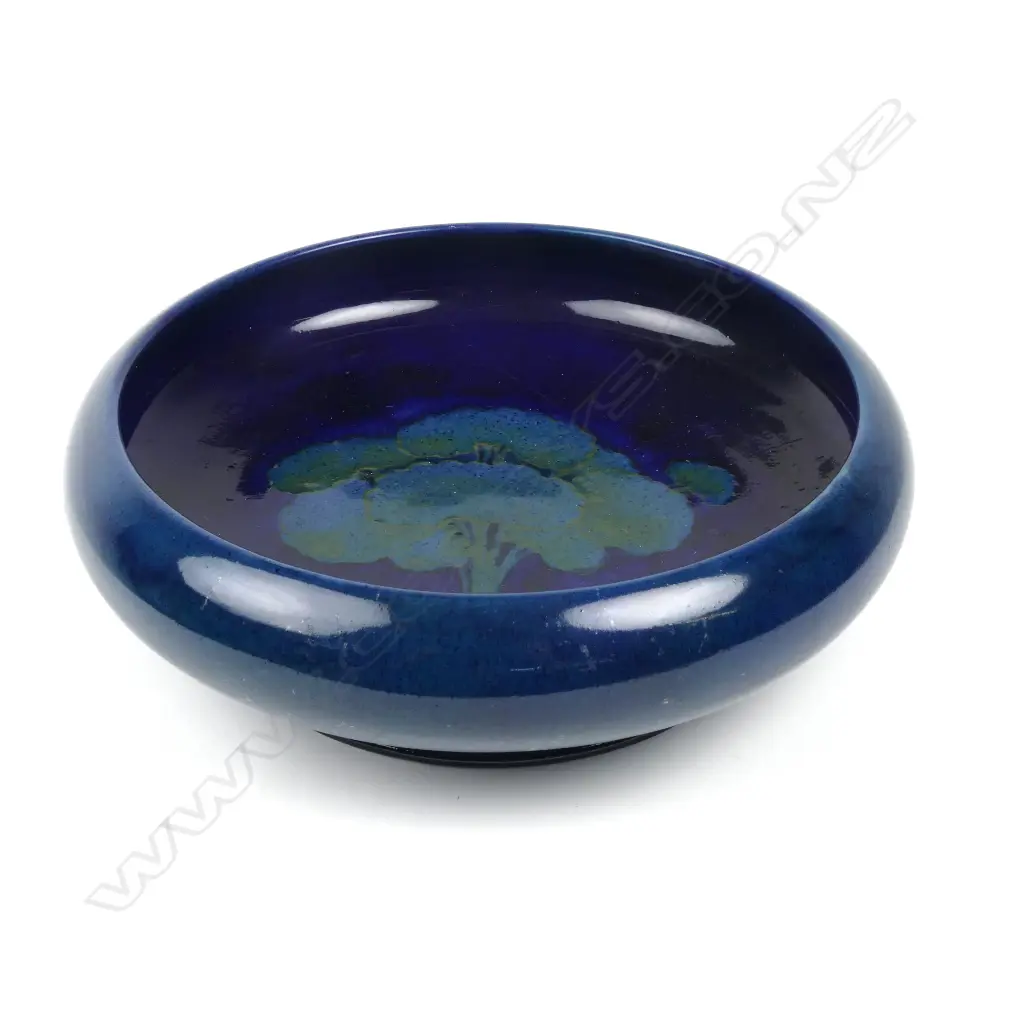 A William Moorcroft 'Moonlit Blue' Image 1++