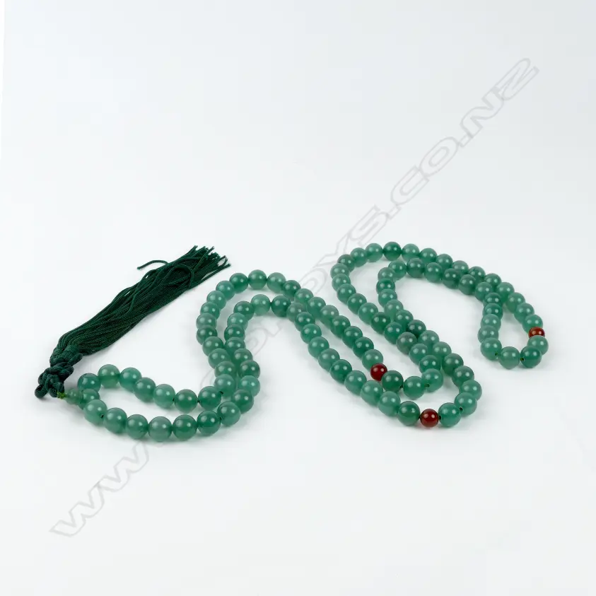 A jade bead necklace Image 1++