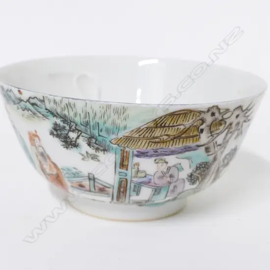 A small Chinese porcelain bowl