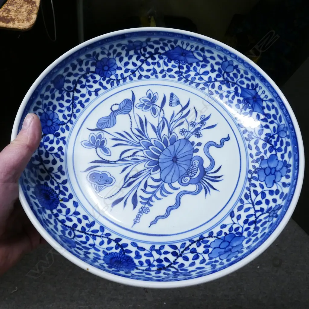A Chinese Ming style porcelain blue and white dish Image 1++