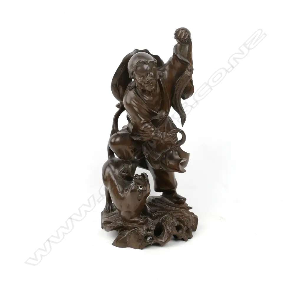 A Chinese carved hardwood figure Image 1++