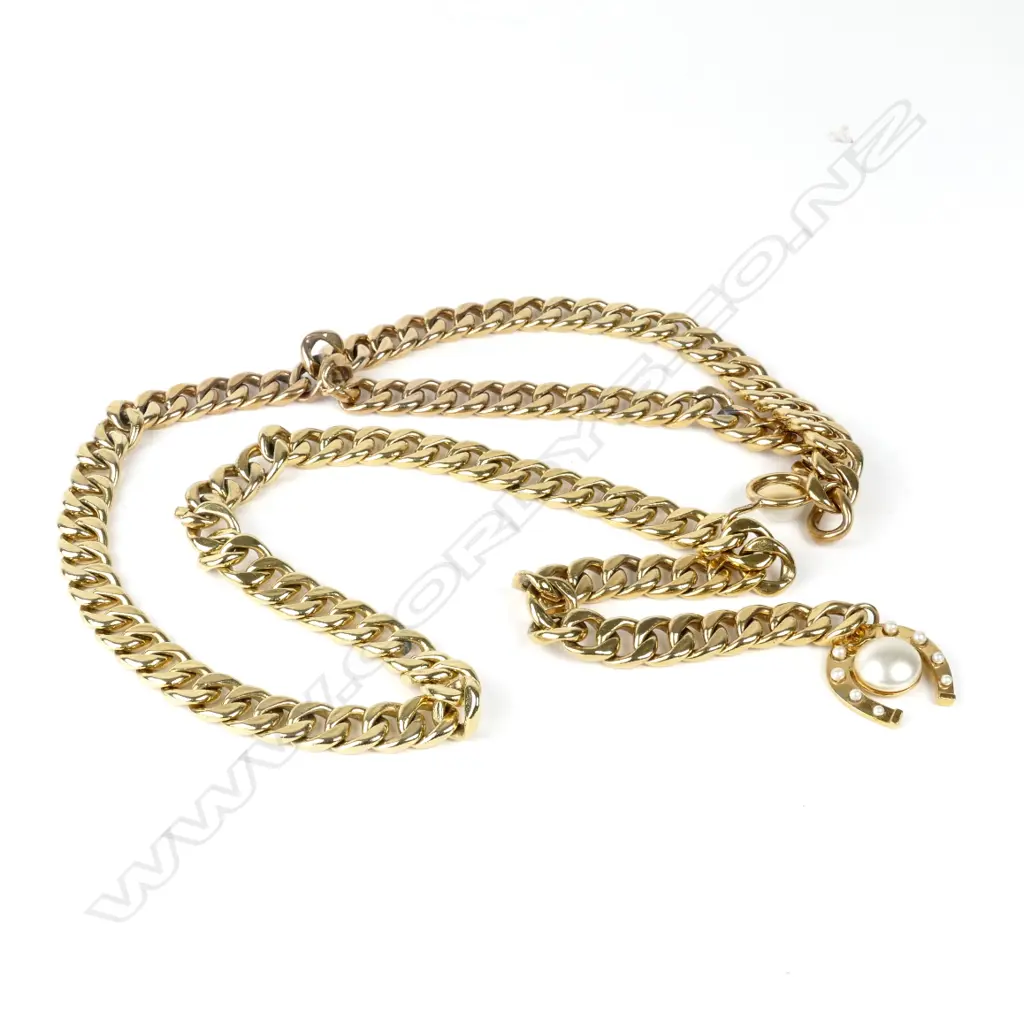 A vintage Chanel gold metal chain belt Image 1++
