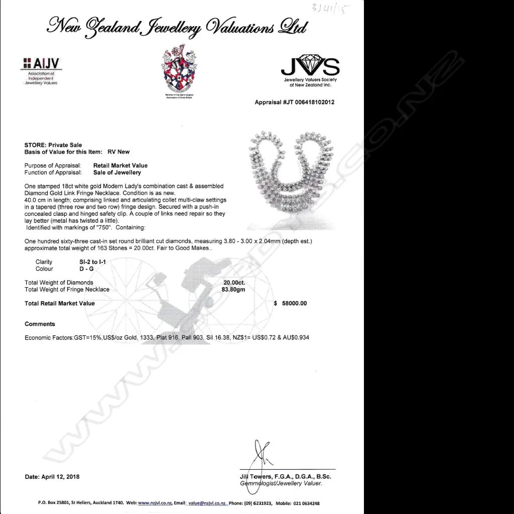 An elegant 18ct white gold necklace enchaîné set with 163 round brilliant cut diamonds Image 1++