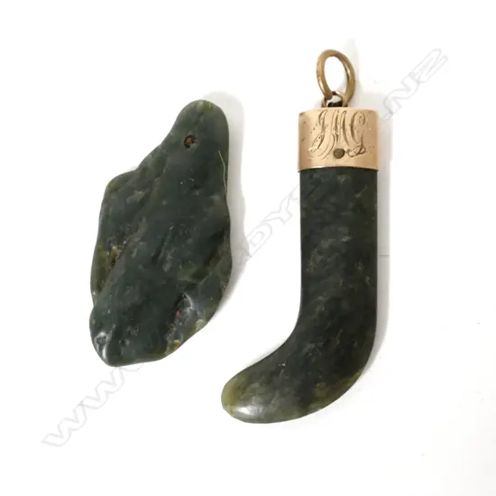 A colonial 9ct. rose gold and greenstone pendant