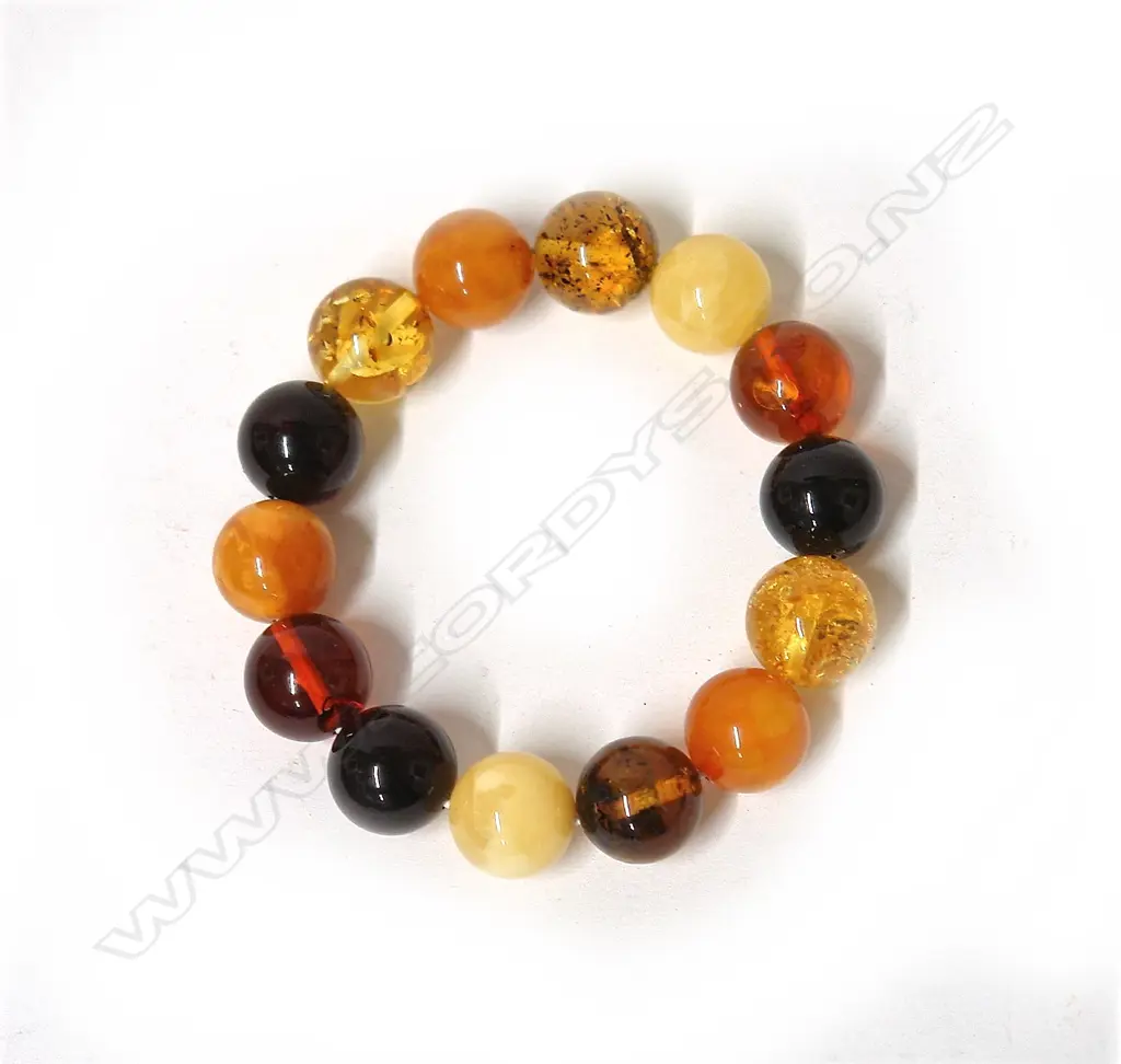 A various amber bead bracelet Image 1++