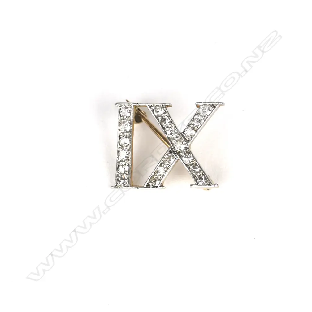 A vintage diamond brooch in the form of the Chinese surname Xi Image 1++