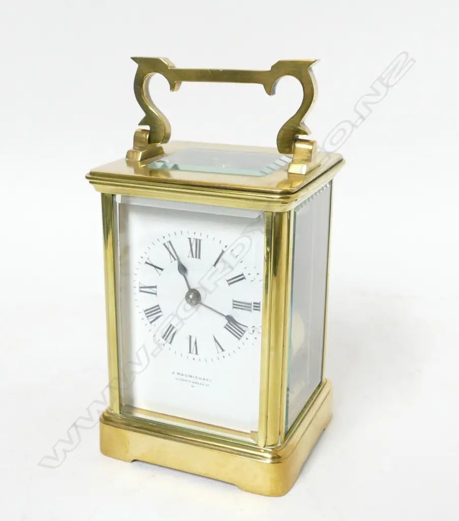 A French brass corniche cased carriage clock by Richard & Cie. Paris Image 1++