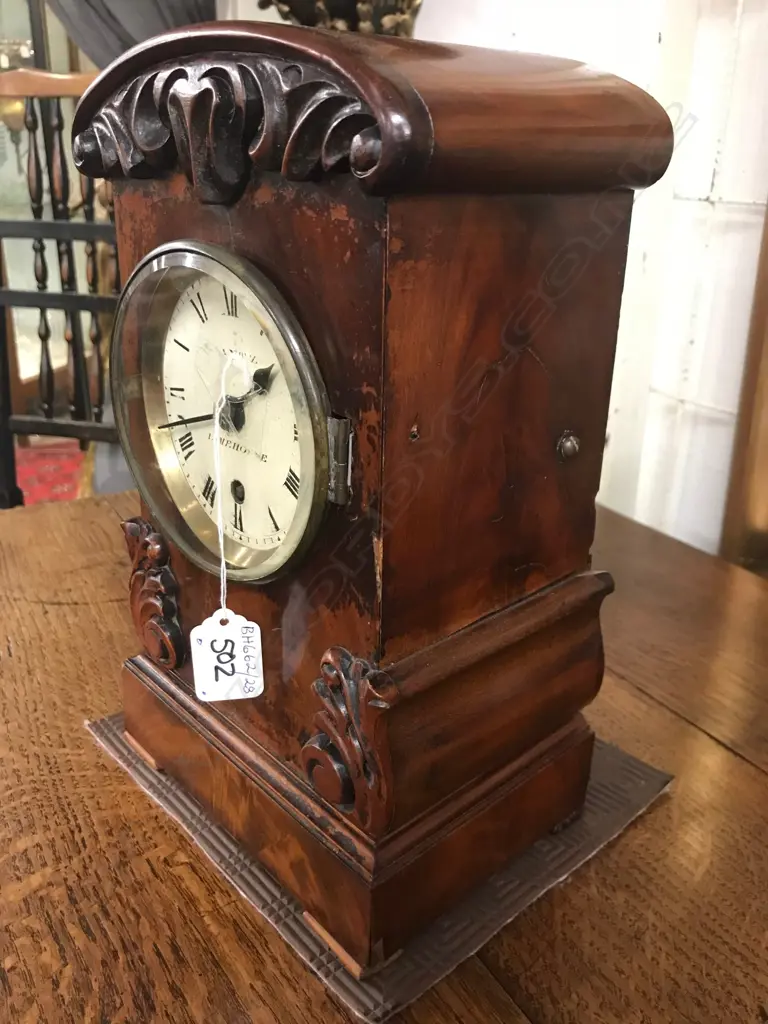 A William IV mahogany cased bracket clock Image 1++