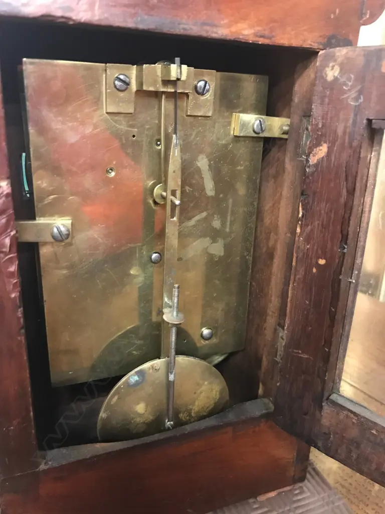 A William IV mahogany cased bracket clock Image 1++