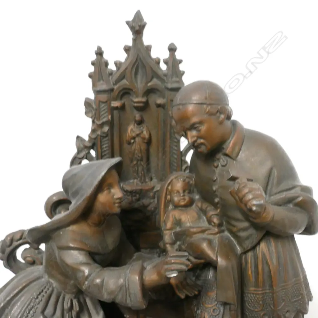 A 19thC French gilt metal and spelter mantel clock Image 1++