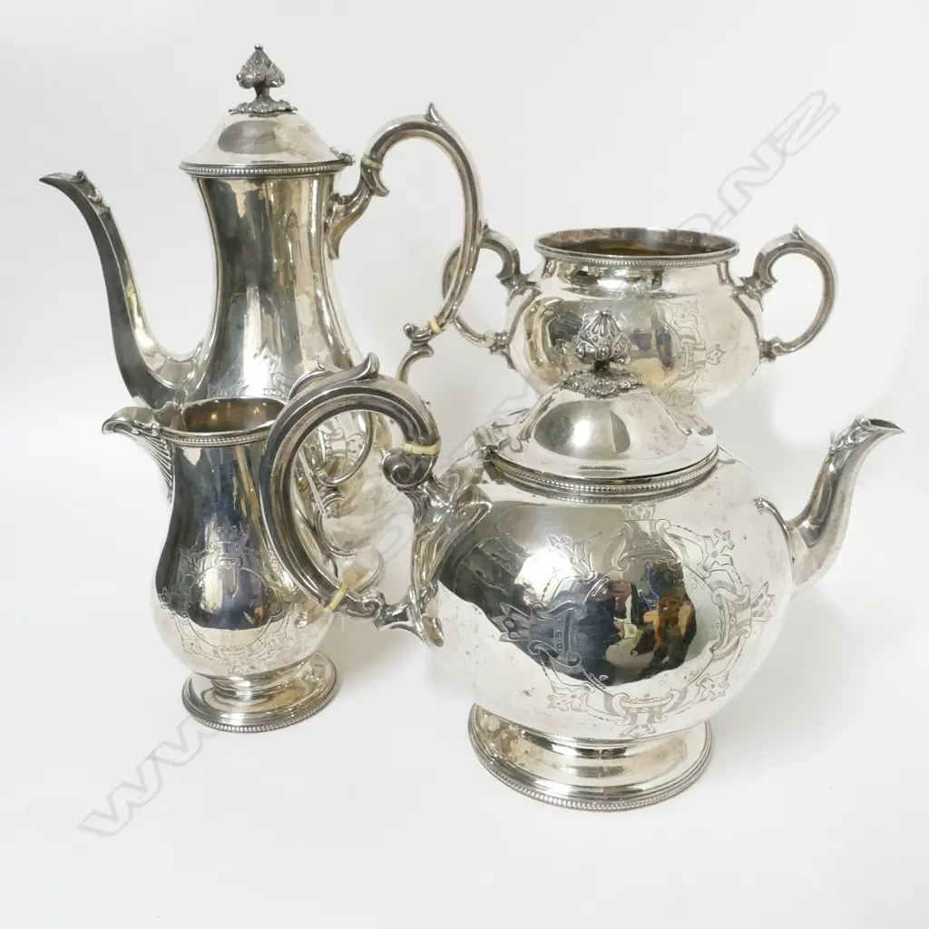 A Victorian silver four-piece tea and coffee service Image 1++