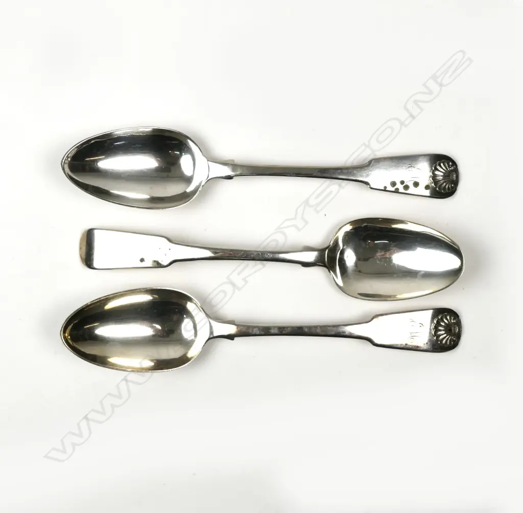 Three early silver serving spoons Image 1++