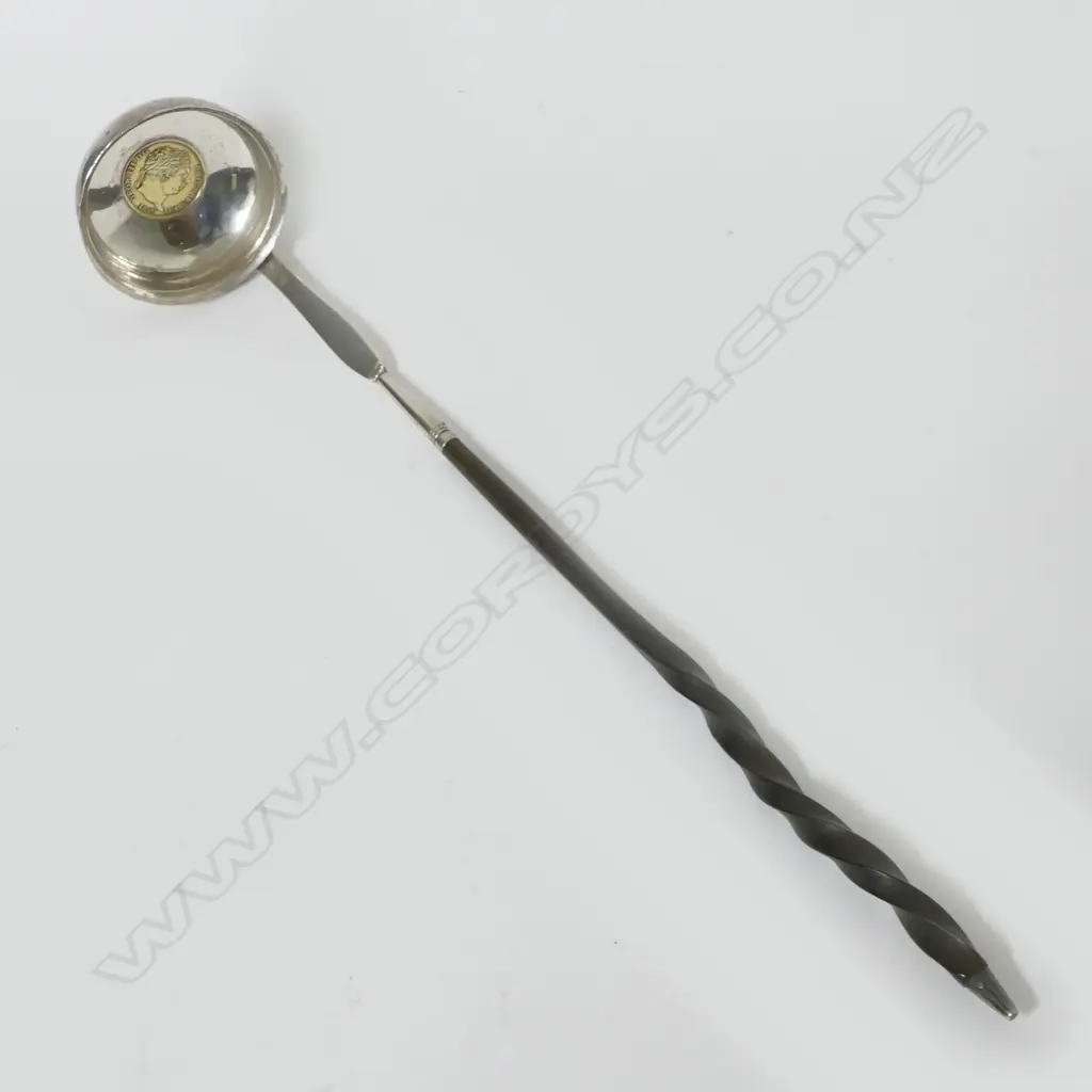 A Georgian silver toddy ladle Image 1++