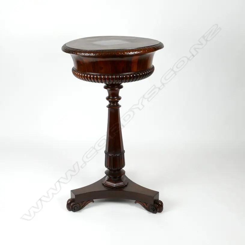 A rare William IV rosewood circular teapoy Image 1++