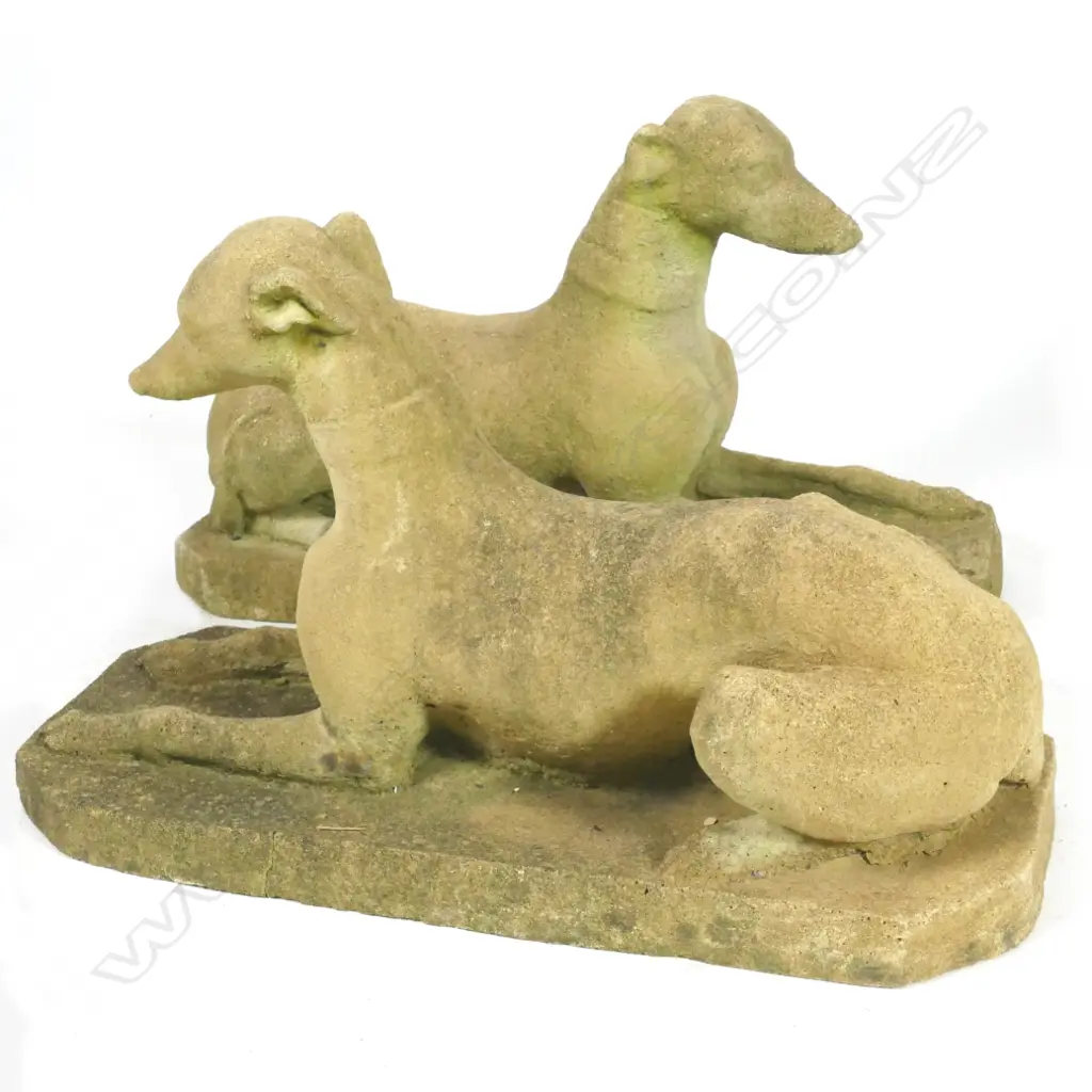 A pair of reconstituted stone garden statues Image 1++