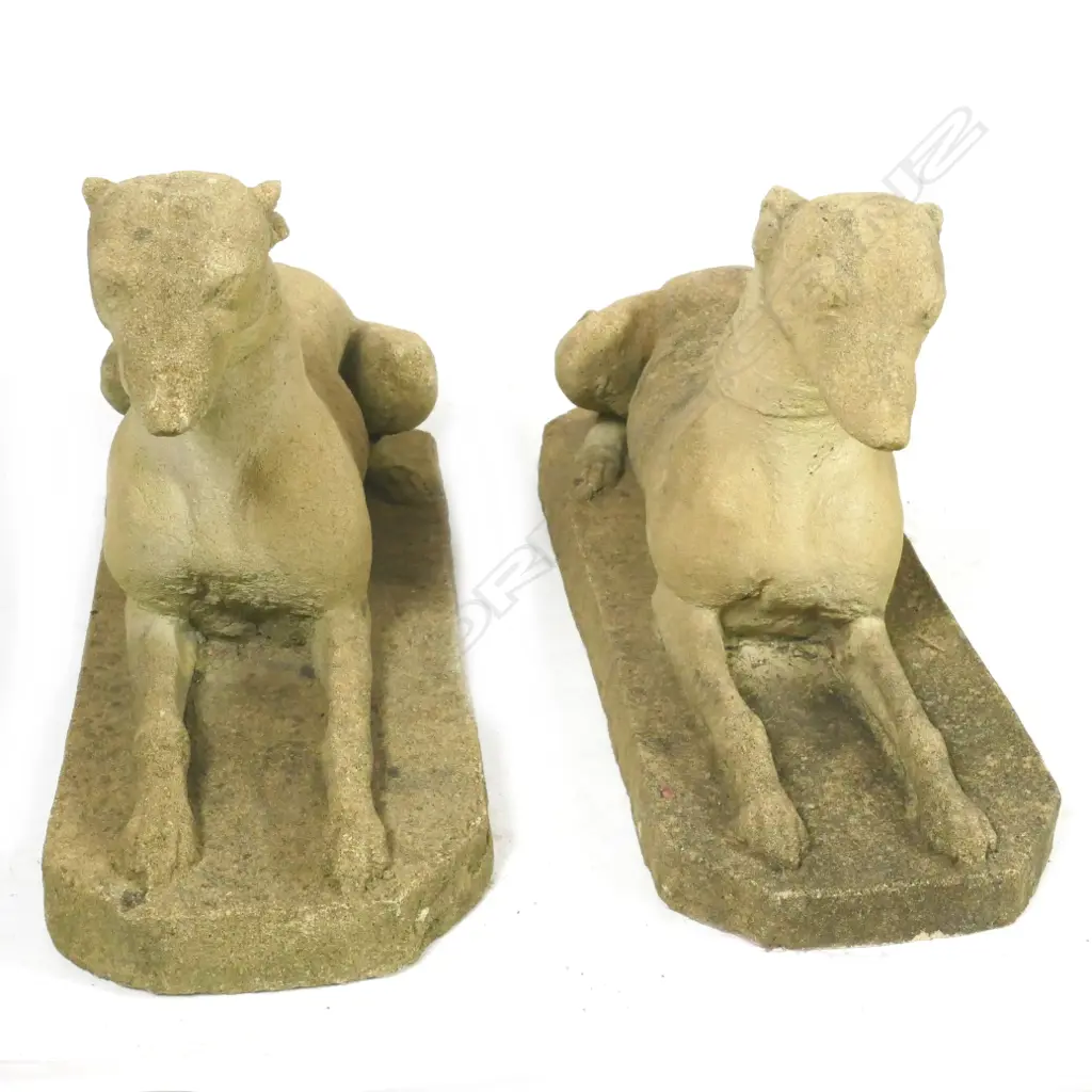 A pair of reconstituted stone garden statues Image 1++