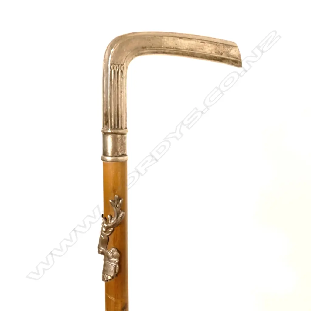 An early 1900s walking cane Image 1++