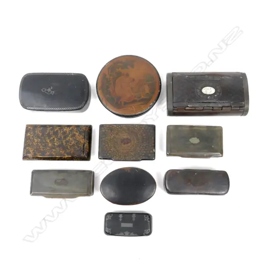 A collection of 10 small antique snuff boxes