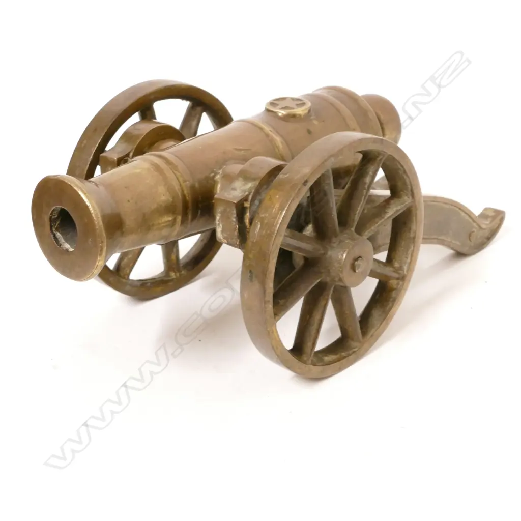 A bronze replica miniature cannon Image 1++