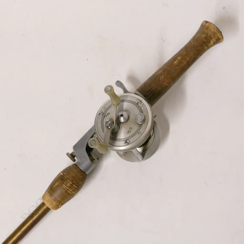 An American Heddon 'Pal' trout casting rod Image 1++