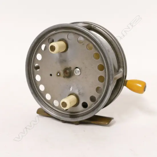 A Hardy Bros. 3½" 'Silex Major' reel