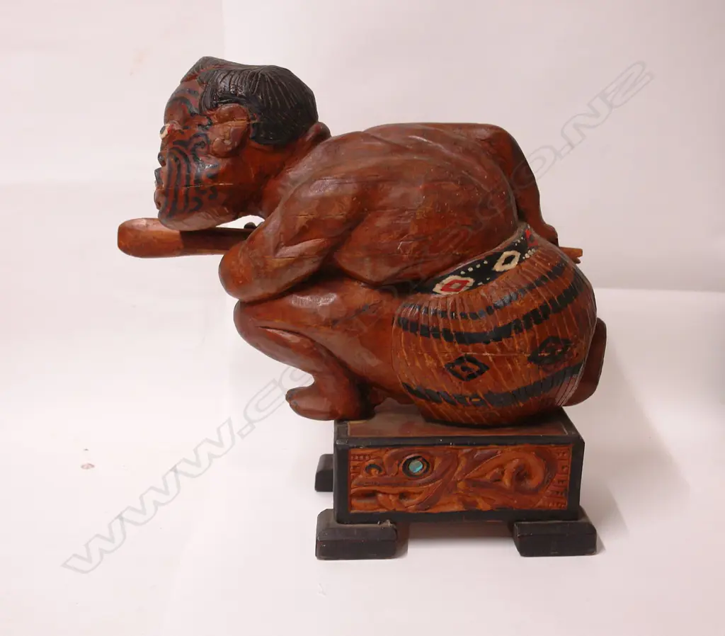 An early 20thC Maori carved folk art warrior Image 1++