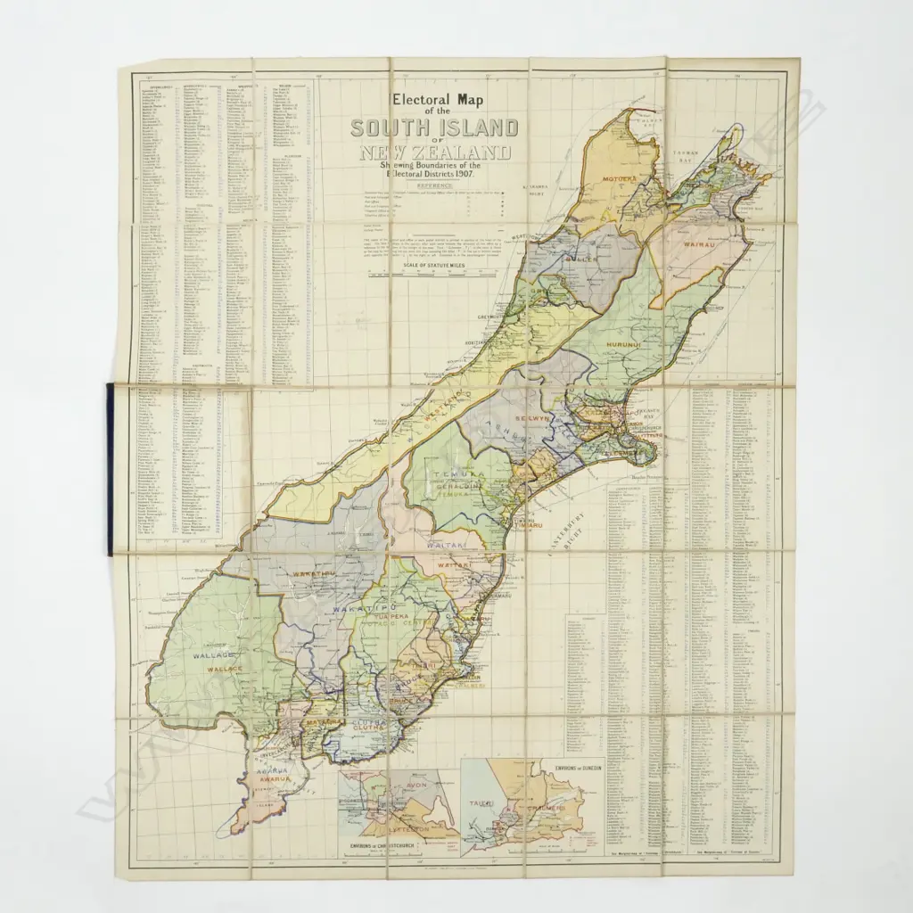 Two folios of electoral maps of the North and South Islands Image 1++